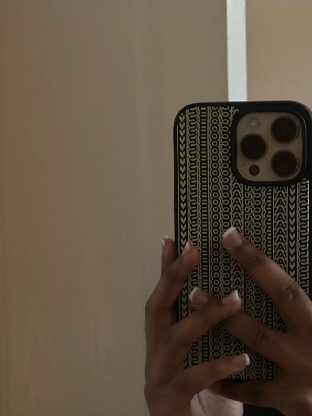 Marc Jacobs “The Monogram” iPhone 14 Case